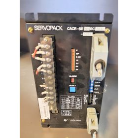   Yaskawa Servopack CACR-SR03BC1KSY264 szervómotor AC vezérlő 0,31kW /ax428