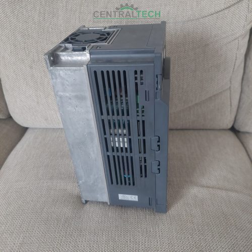 Mitsubishi FR-A740-3.7K frekvenciaváltó 3,7kW 380V3Ph