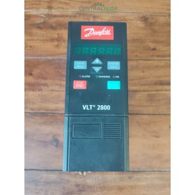   Danfoss VLT 2815 frekvenciaváltó 1.5kW / 2.0HP - Kiváló állapotban