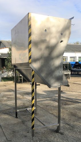 Rozsdamentes adagoló garat, terményadagoló tartály kb 1 m3 /ct1185