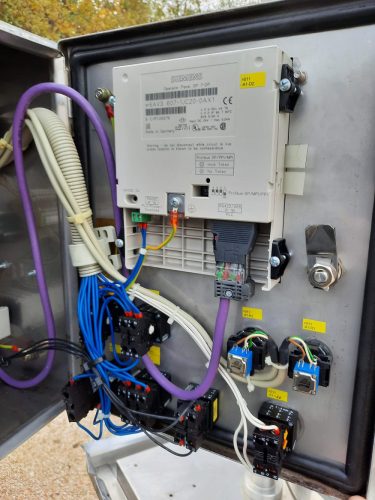 Univerzális 9 fejes automata töltőgép /ct1191