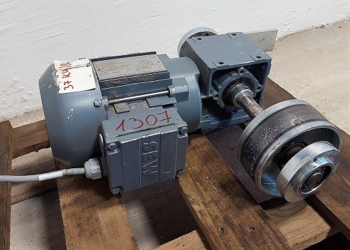 Sew csiga hajtómű 0,37kw 84 ford hajtóműves motor /ct1307