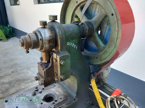 Excenter prés, 5 tonnás excenterprés, kiváló állapotban eladó