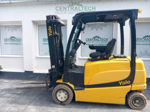 YALE ERP25VL Elektro 4 Rad Stapler  