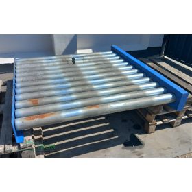 Hajtott ipari görgőspálya, raklapszálító 1400x1500mm 