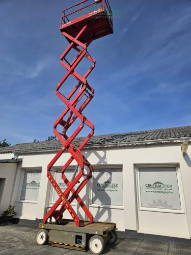 Önjáró ollósemelő 11,8 m munkamag SKYJACK SJ III 4632  317kg thr személyemelő