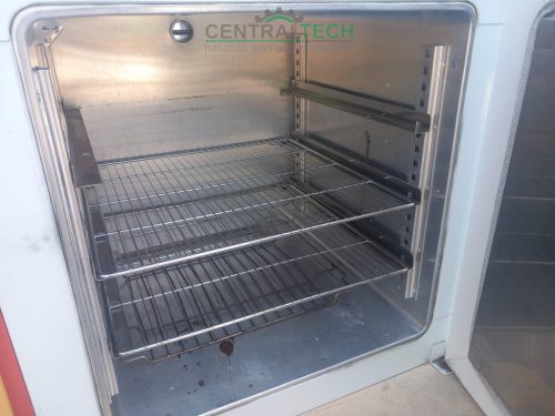 szárítószekrény HeraeusT5050E ipari kemence 250°C
