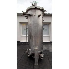   Rozsdamentes fűthető tartály, nyomástartó fedéllel 1113 liter