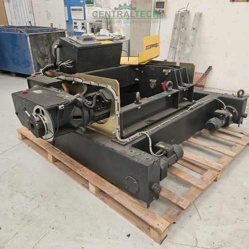 Double girder overhead traveling crane Darusín / Street 30ton 9,3m span 12,5m crane runway