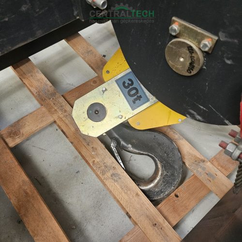 Double girder overhead traveling crane Darusín / Street 30ton 9,3m span 12,5m crane runway