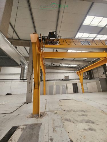 Double girder overhead traveling crane Darusín / Street 30ton 9,3m span 12,5m crane runway