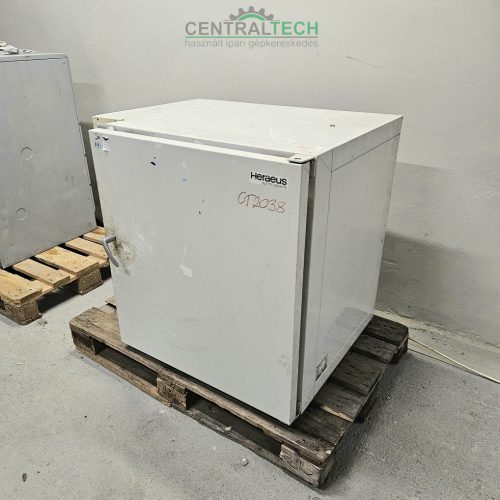  Wärme und Trockenschrank Heraeus UT 6200 250°C