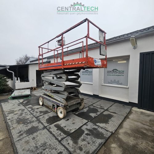 Electric scissor lift 9.9m SKYJACK SJ-III 4626 personnel lift