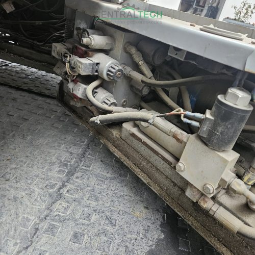 Electric scissor lift 9.9m SKYJACK SJ-III 4626 personnel lift