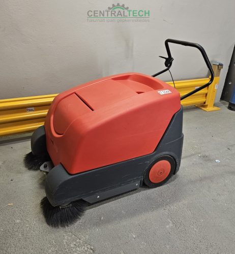 electric sweeper TANDEM KSE 910  with dust extraction with new battery.