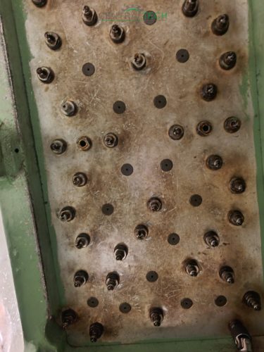 TOYOSK 01C 550II-TMS fix orsókiosztású 48 orsós menetfúró, fúrógép