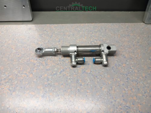 Festo DSNU-20-20-PPV-A, 20 mm/20 mm, használt pneumatikus henger/ct2105