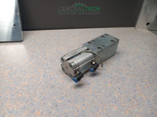 Festo ADVU-25-20-P-A, 25 mm/20 mm, használt kompakt pneumatikus henger/ct2121