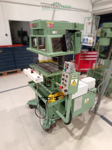 TOYOSK 01C550T fix orsókiosztású 48 többorsós menetfúró, fúrógép