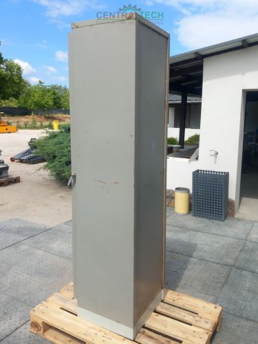 Acélszekrény, beforduló ajtós lemezszekrény 525x450x1990 mm/ct2174