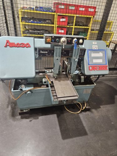 Horizontal band saw machine AMADA CRH-300S