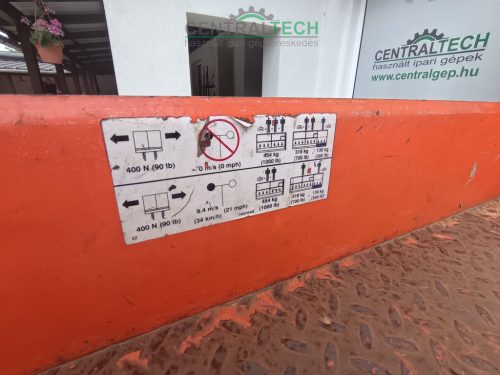 Electric self-propelled scissor lift 9.9m SKYJACK SJ-III 4626