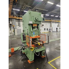   60 tonnás excenterprés AMADA TP-60XC-2 levegőkuplungos excenter présgép