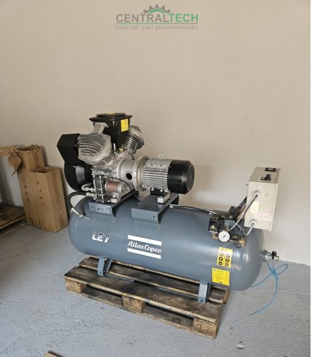 Dugattyús kompresszor 5,5kw 10bar 702lit/perc ATLAS COPCO LE7 -10UV