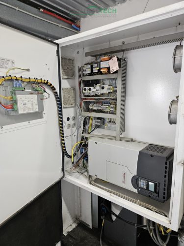 Olajmentes csavarkompresszor Compair D75HRS 10A 75kw 10 bar 11.4m3/perc frekvenciaváltóval