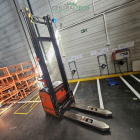 High-lift stacker  LINDE L14   4,7m lifting 1,4t load cap.
