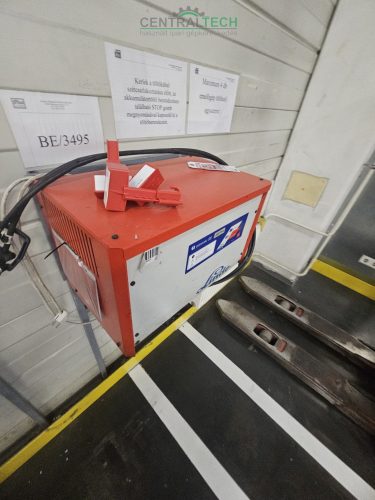 High-lift stacker  LINDE L14   4,7m lifting 1,4t load cap.