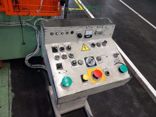 AIDA NC2-160(1) 160t eccentric press in excellent condition 