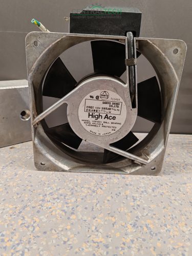 Sanyo Denki 109-601 típusú ipari hűtőventilátor 510 m3/h