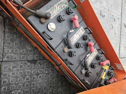 scissor lift 8.1m working  408kg load SKYJACK SJ 3220 electric personnel lift