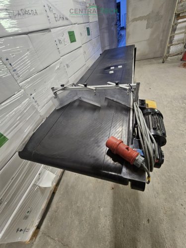 Mfördersystems  mobil alu vázas szállítószalag 2600x600mmm 4m/perc válogatószalag.