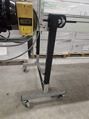 Mfördersystems  mobil alu vázas szállítószalag 2600x600mmm 4m/perc válogatószalag.