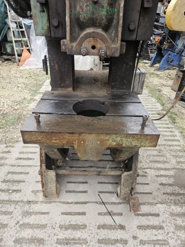 DIGÉP SD63 Eccentric press, 63 ton eccentric press for sale