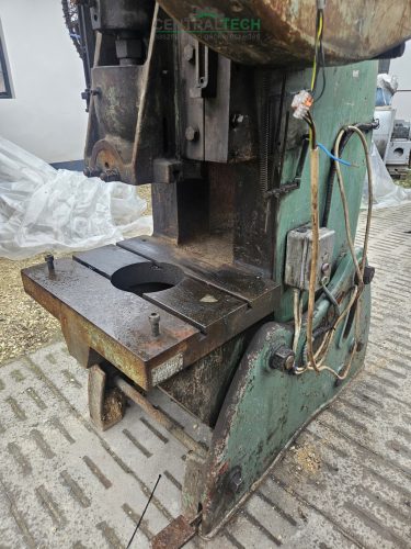 DIGÉP SD63 Eccentric press, 63 ton eccentric press for sale