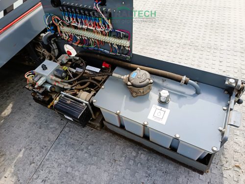 Újszerű állapotban eladó SKYJACK SJ III 4632 ollósemelő (üzemó: 35h) személyemelő, munkaállvány kihúzható platformmal.