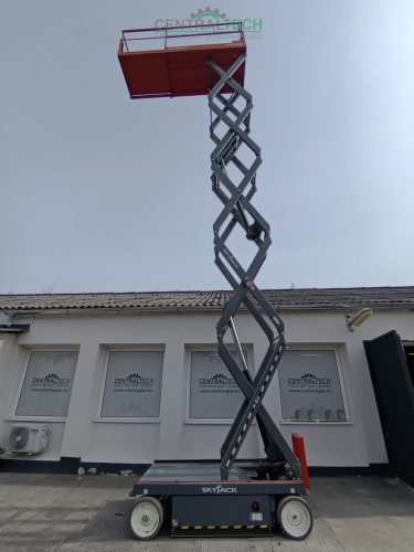 Újszerű állapotban eladó SKYJACK SJ III 4632 ollósemelő (üzemó: 35h) személyemelő, munkaállvány kihúzható platformmal.