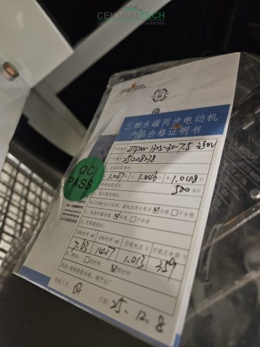 ÚJ! Zelfir HV csendes csavarkompresszor 7,5kW, 8bar, 1,1m3/perc frekvenciaváltó , 300lit tartály