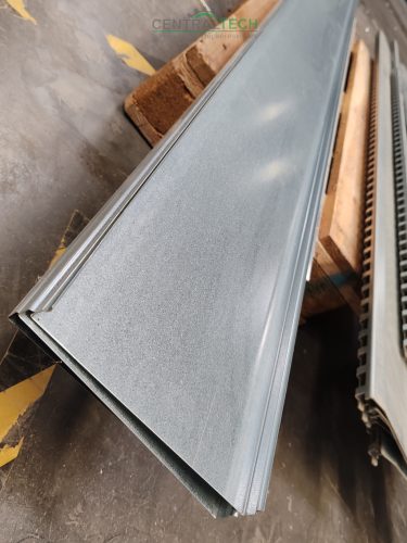 Ipari Legrand perforált 3000x200x60 mm horganyzott acél kábeltálcák és tartozékai eladók!